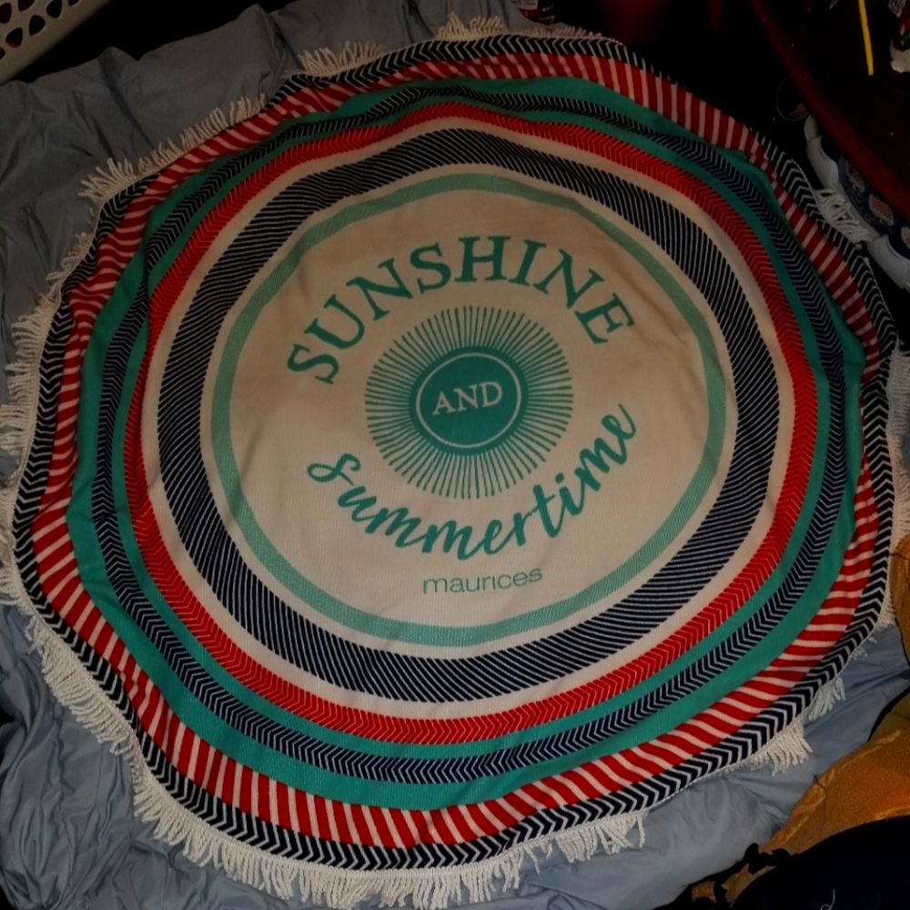 Maurices Sunshine and summer time maurices blanket round